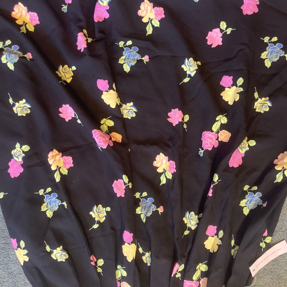 Adorable ModCloth midi skirt! - Picture 6 of 6